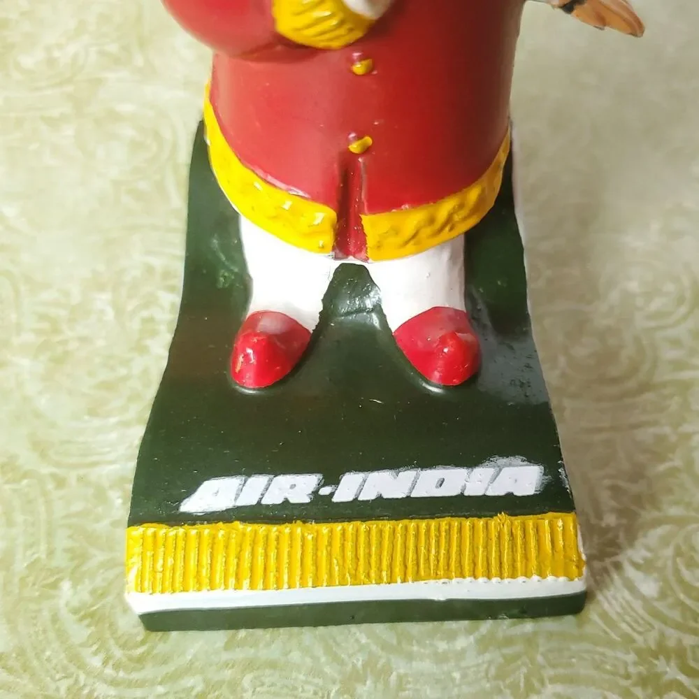 Vintage Air India Maharaja Figure 4.5